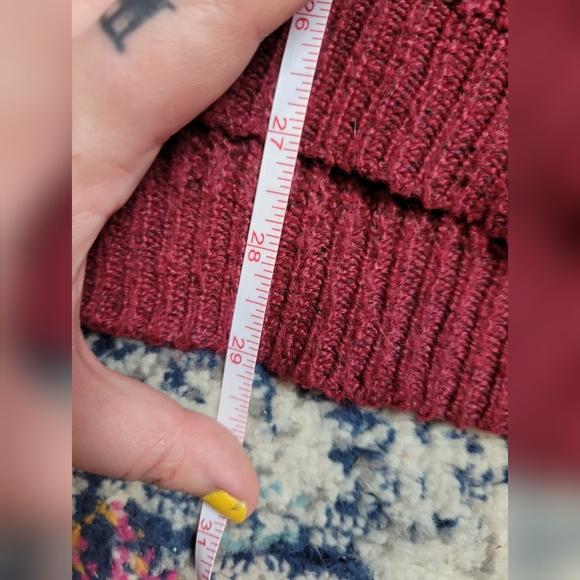 FREE W BUNDLE Bluenotes ribbed curved hem sweater - Picture 6 of 7